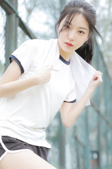明星专题：凯尔希·格兰莫